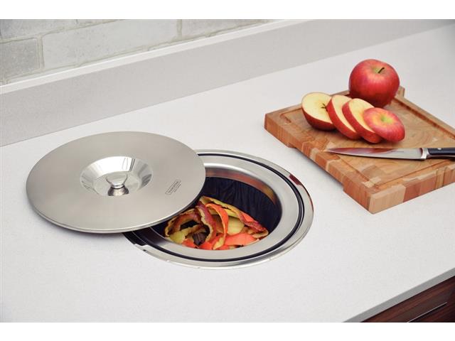 Lixeira de Embutir Tramontina Clean Round Inox com Balde Plástico 5L - 4