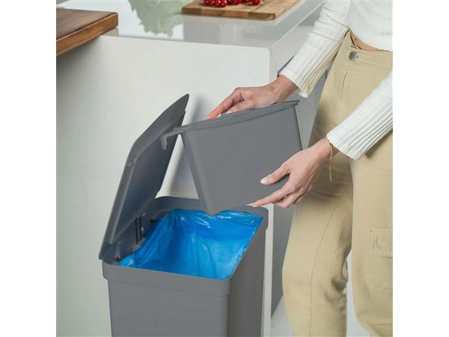 Lixeira com Pedal OU Trium 46L + 4L Chumbo - 6