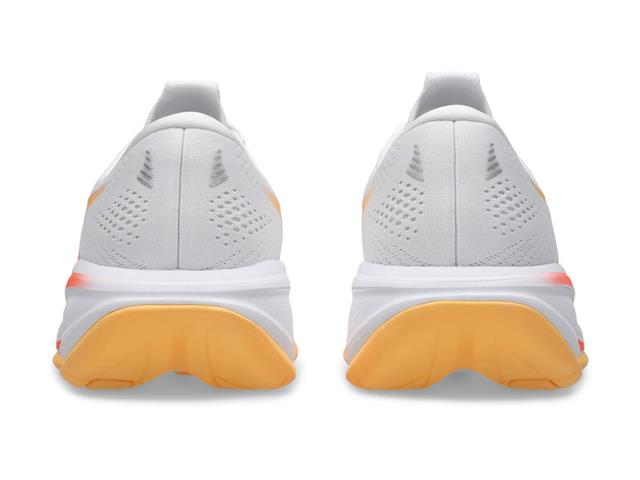 Tenis Asics Gel Cumulus 28  103 White Orange Glow Fem Tam 40 - 4
